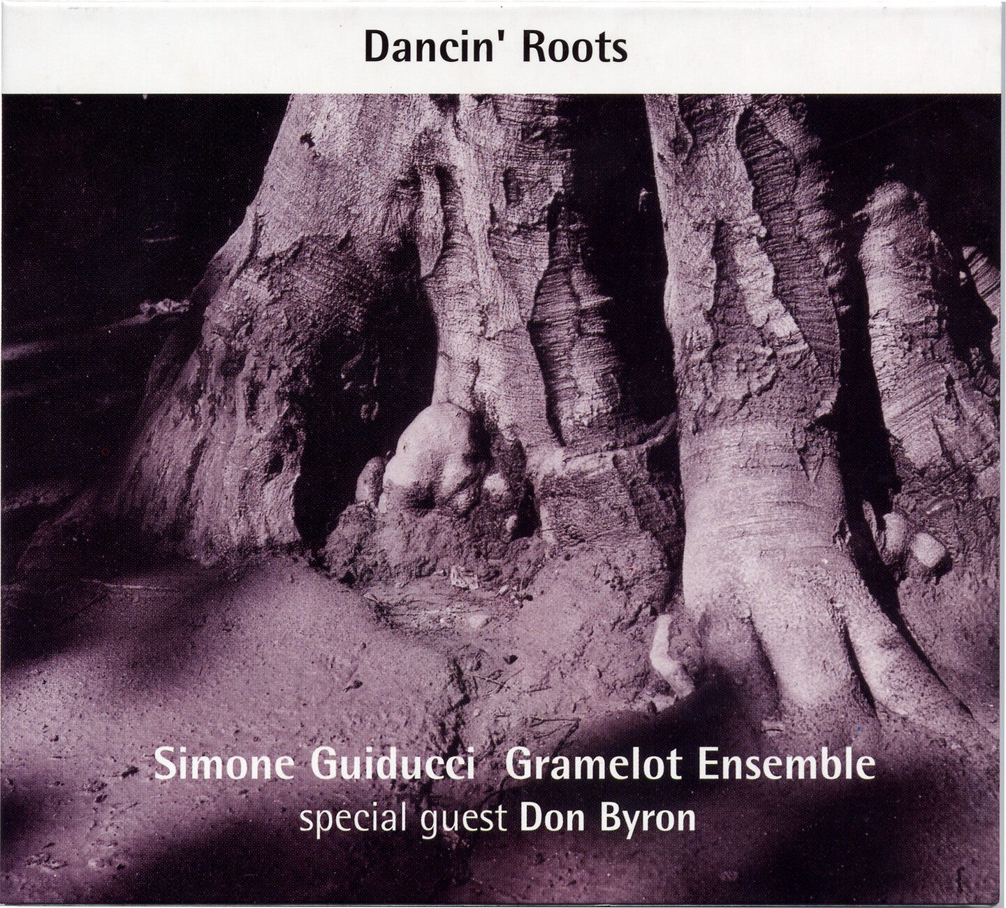 Pochette de : DANCIN' ROOTS - GRAMELOT ENSEMBLE (CD)
