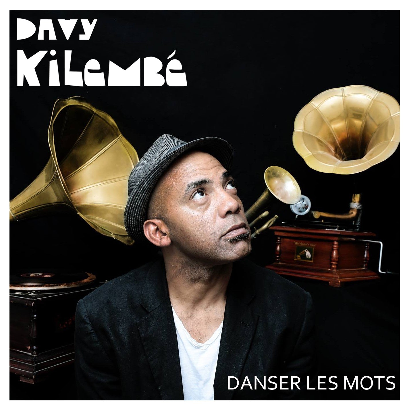 Pochette de : DANSER LES MOTS - DAVY KILEMBE (CD)