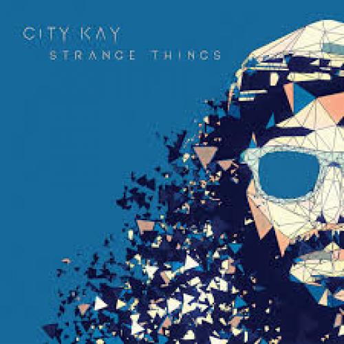 Pochette de : STRANGE THINGS - CITY KAY (VINYLE 33T)