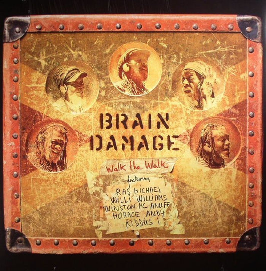 Pochette de : WALK THE WALK - BRAIN DAMAGE MEETS VIBRONICS (VINYLE 33T)