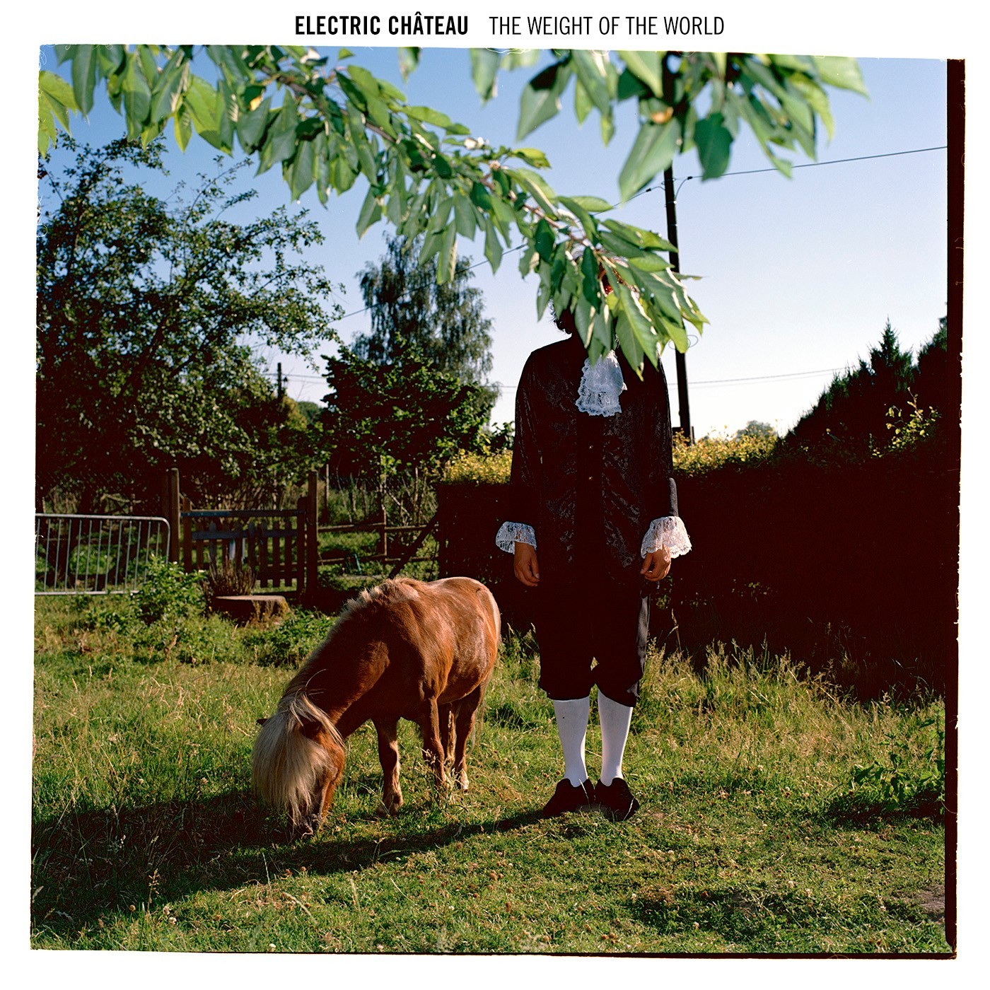 Pochette de : THE WEIGHT OF THE WORLD - ELECTRIC CHÂTEAU (VINYLE 33T)